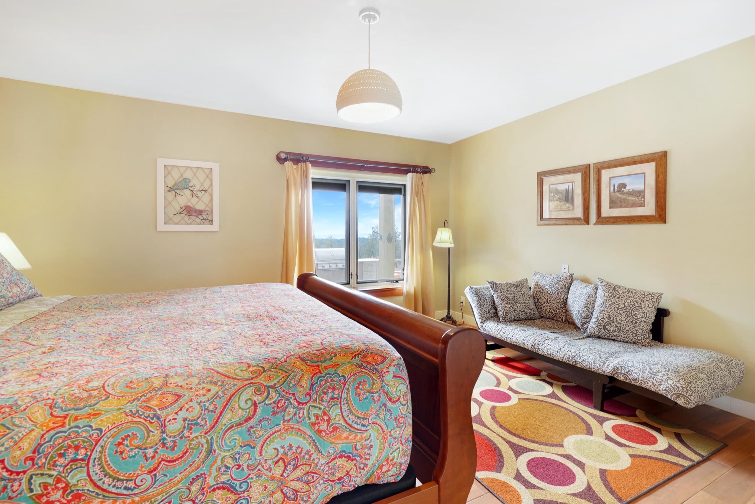 A king bedroom at Kutsu Point